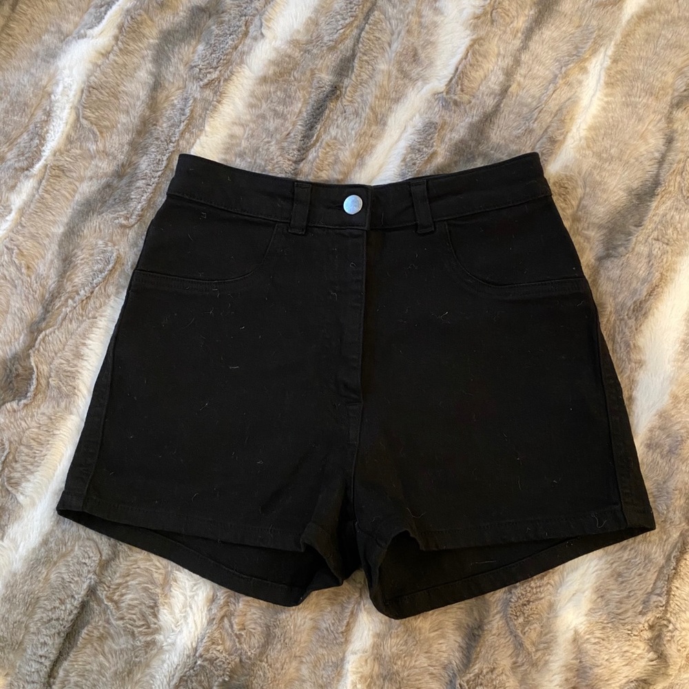 Brandy Melville high waisted shorts